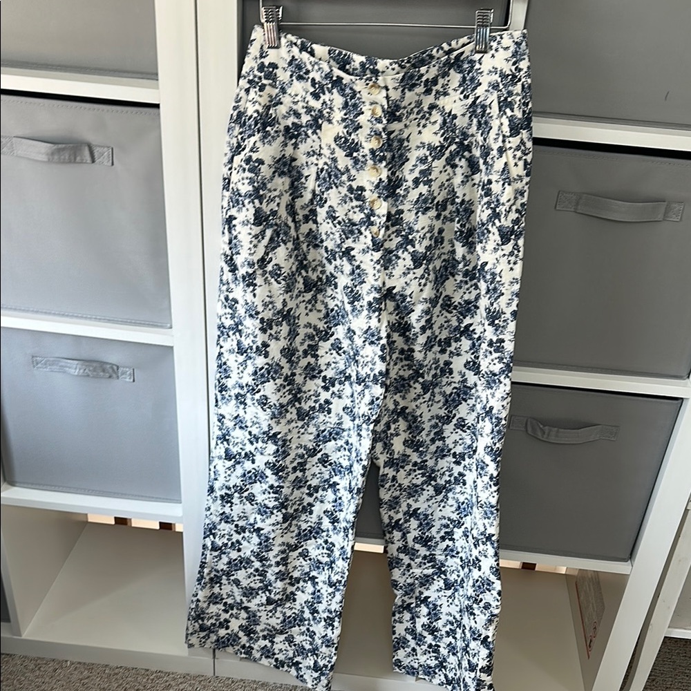 High waisted linen Floral Blue and White Pants